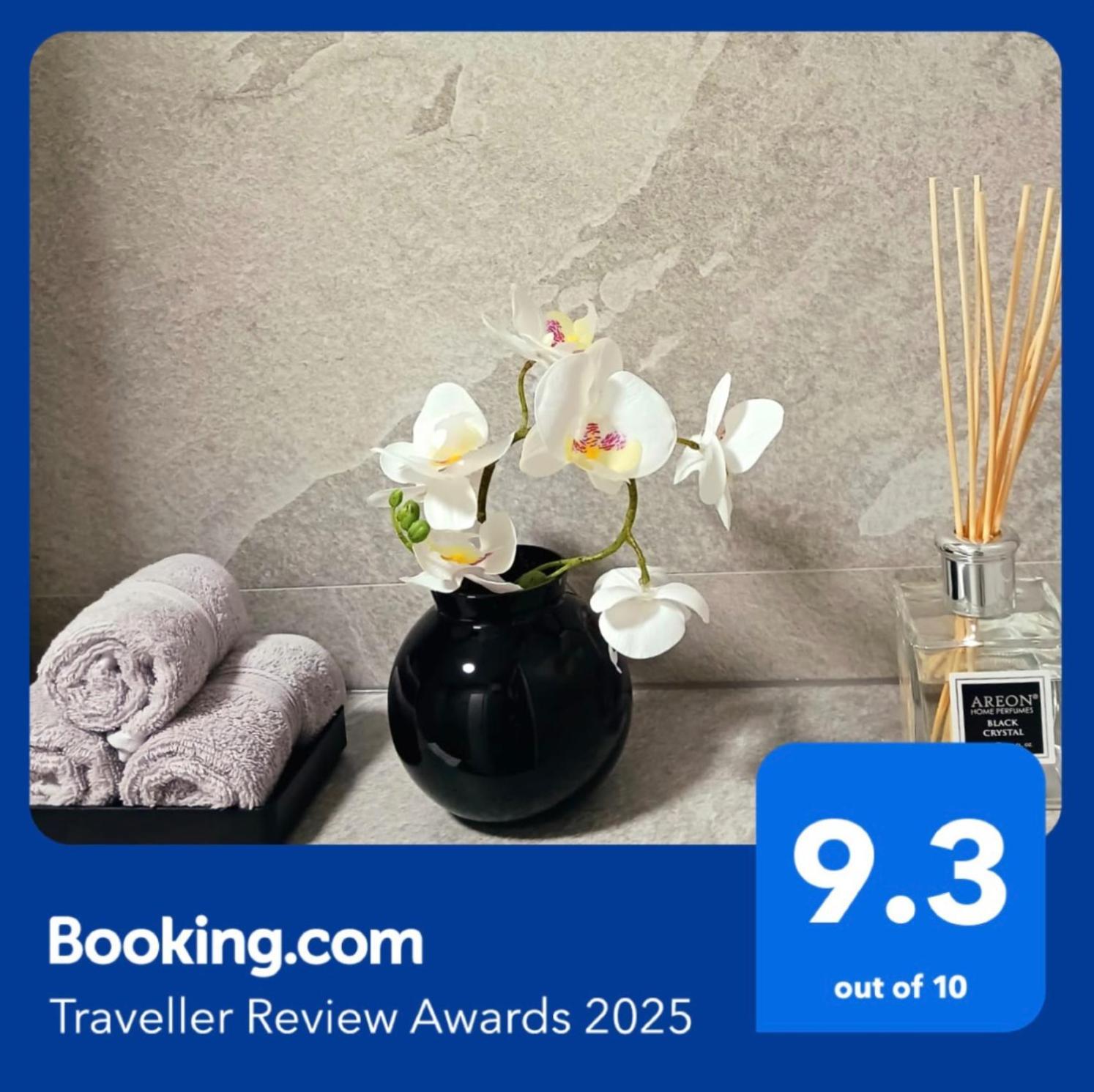 Apartament Up In Bucureşti